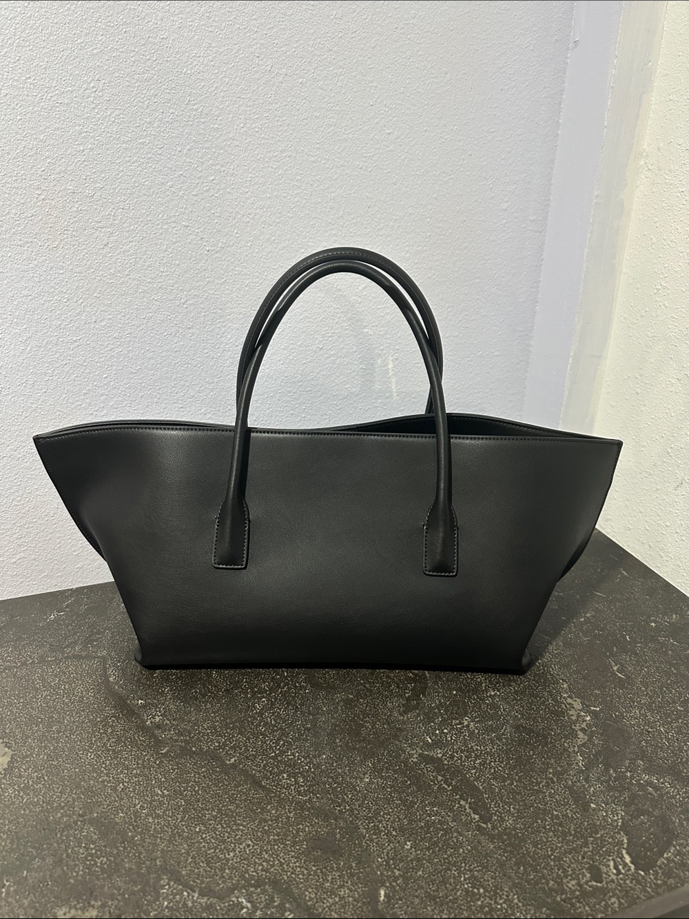 Freja Greta Tote